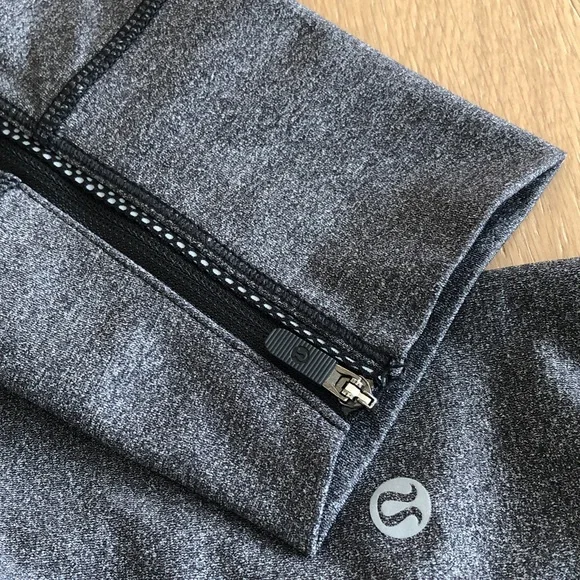 Rare Lululemon Fresh Tracks Pant II (W5AMFS) Luxtreme in Heathered Black, Size 6 - Picture 7 of 17